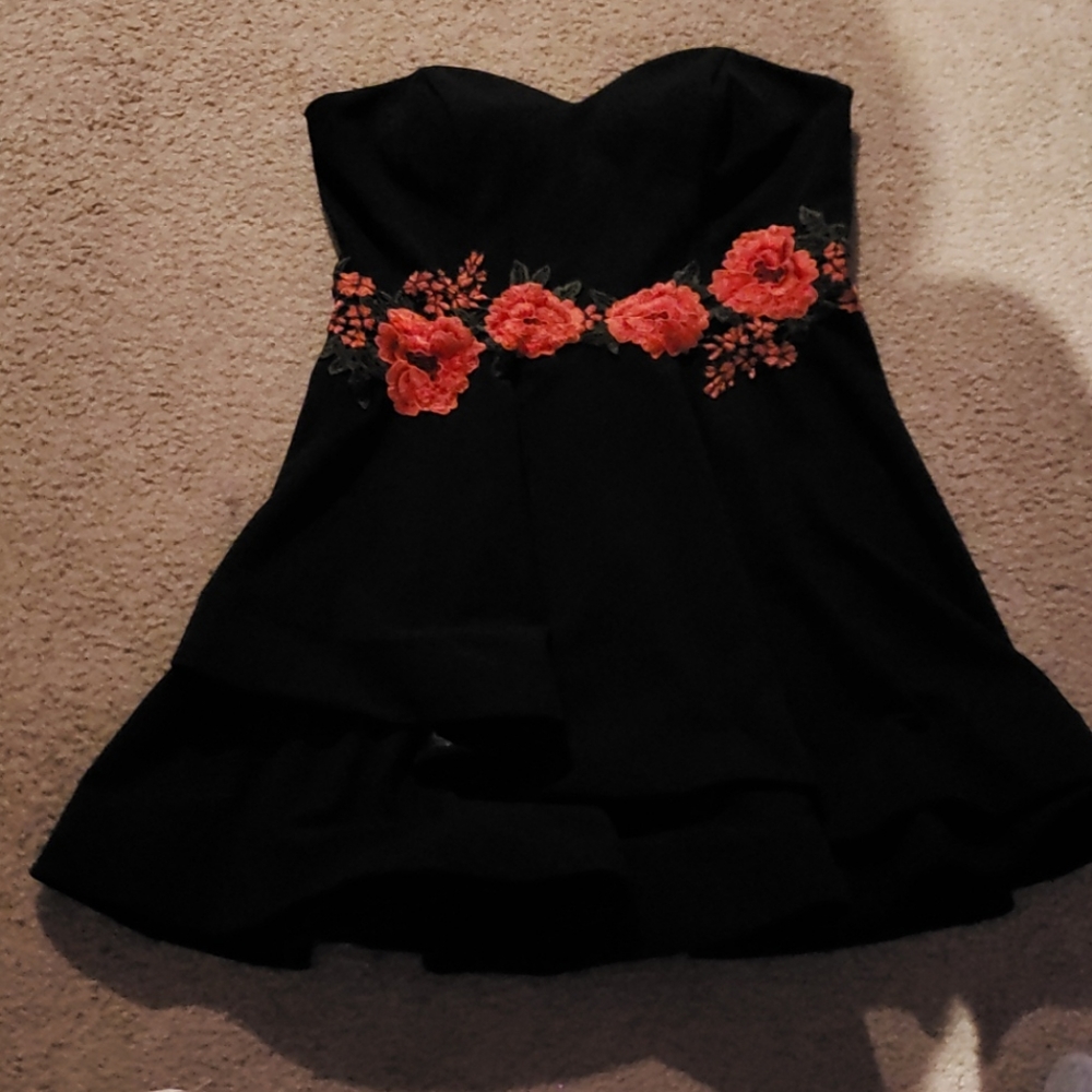 Black dress with red roses